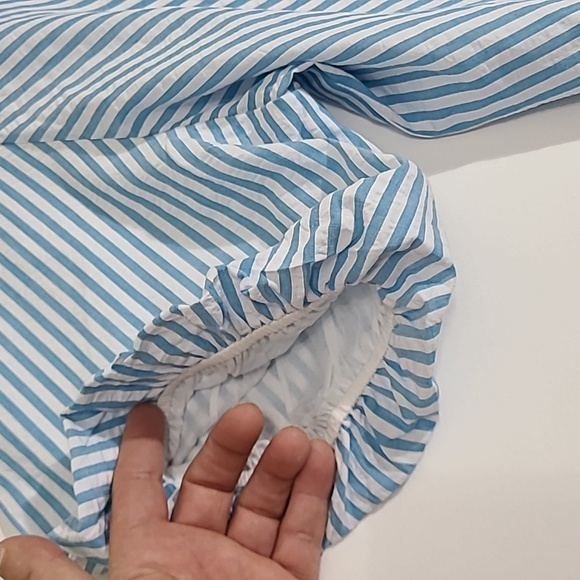 CATO Women's Blue & White Striped Button Up Blouse Puff Sleeves - Size Large NWT - Picture 6 of 13